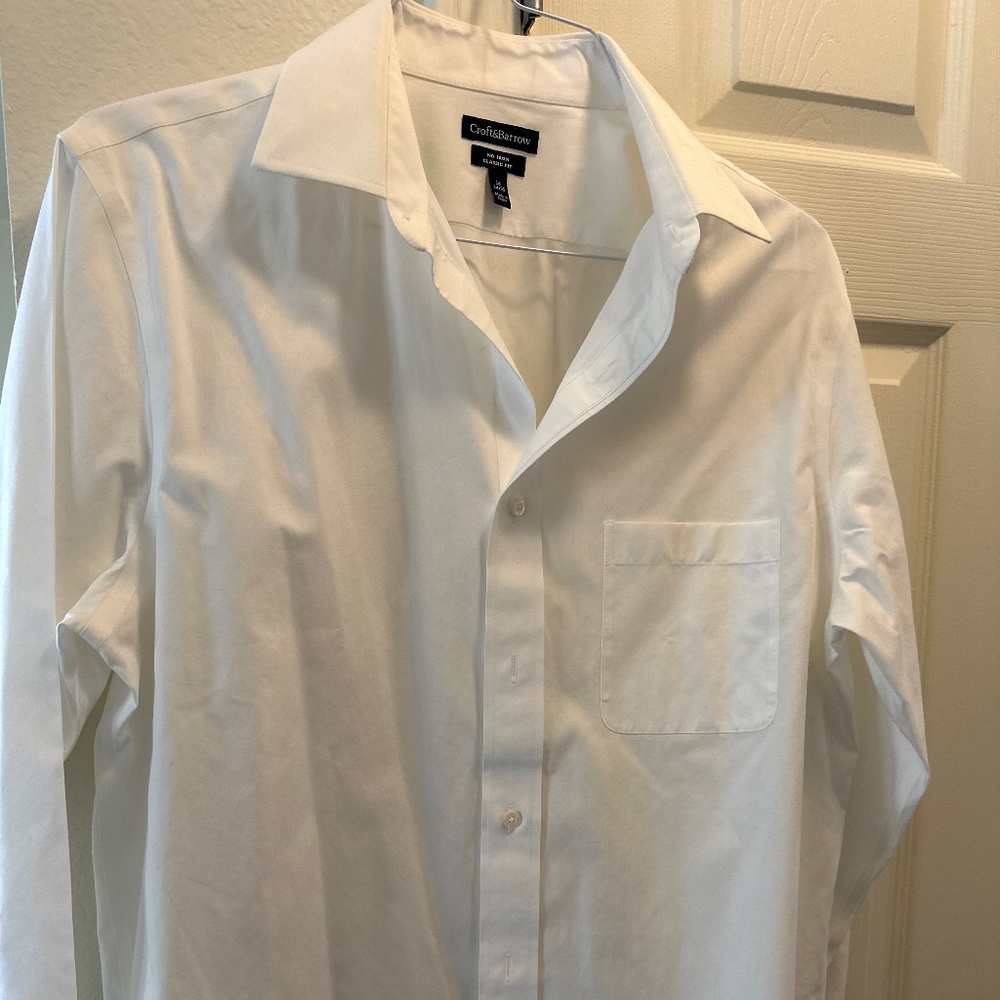 Croft & Barrow Men’s dress shirt